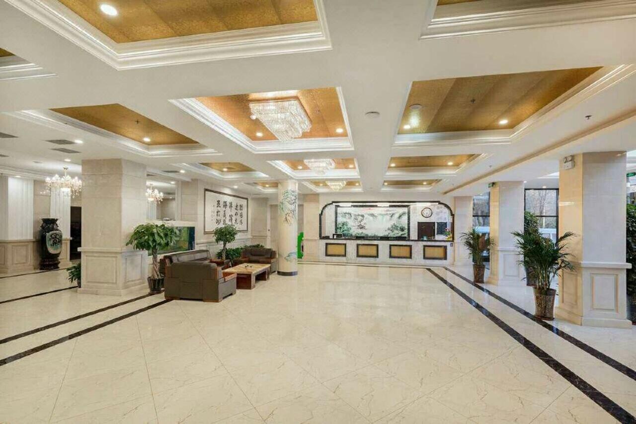 Dalian Binhai Building Екстериор снимка